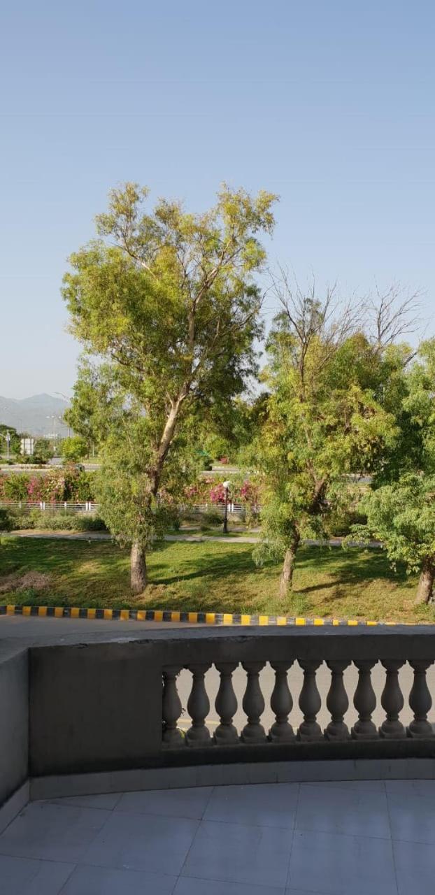 Reina Boutique Hotel - G9 Islamabad Extérieur photo